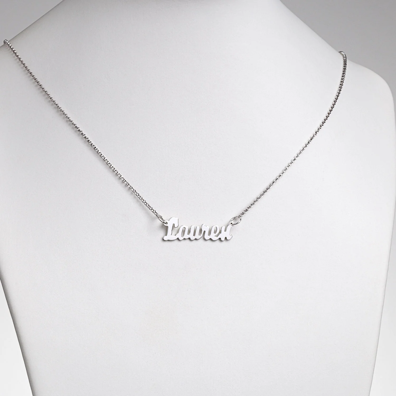 ELIZABETH EDMONDS Sterling Silver Kid's Mini Name Necklace - Image 3