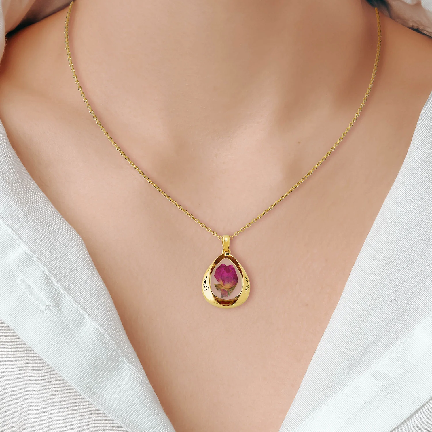 Engraved Dried Flower Teardrop Pendant Necklace - Image 3