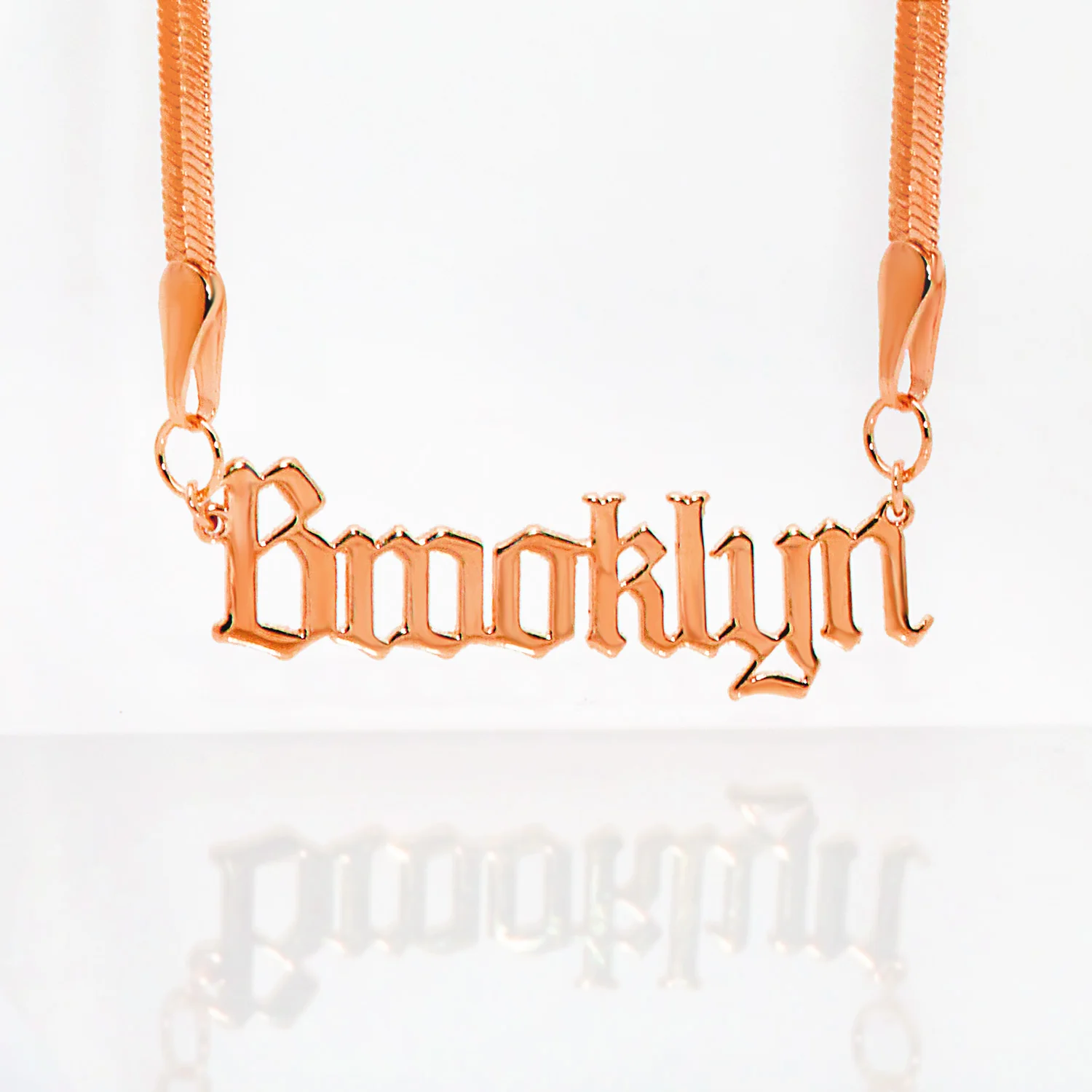 Herringbone Chain Old English Name Necklace - Image 5
