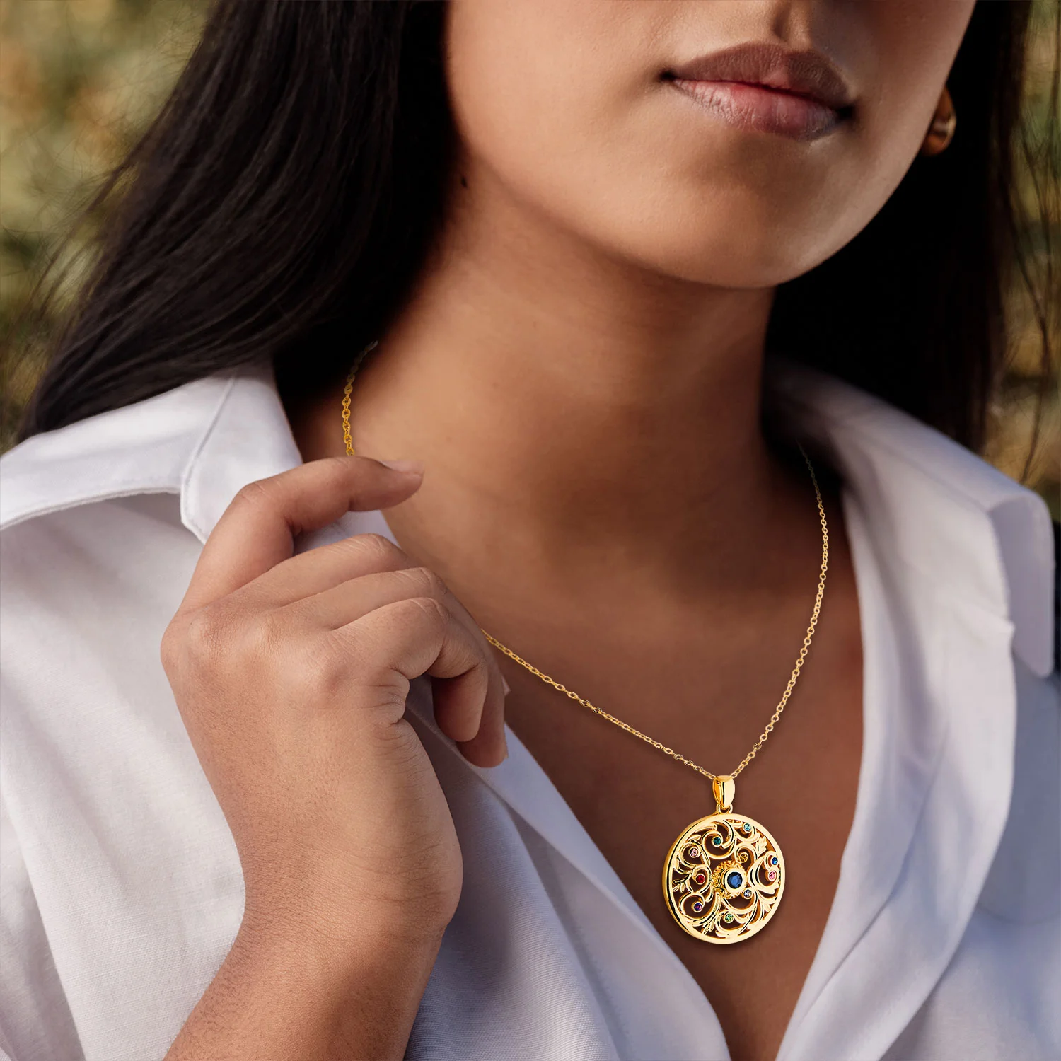 Round Family Birthstone Filigree Medallion Necklace - Image 3