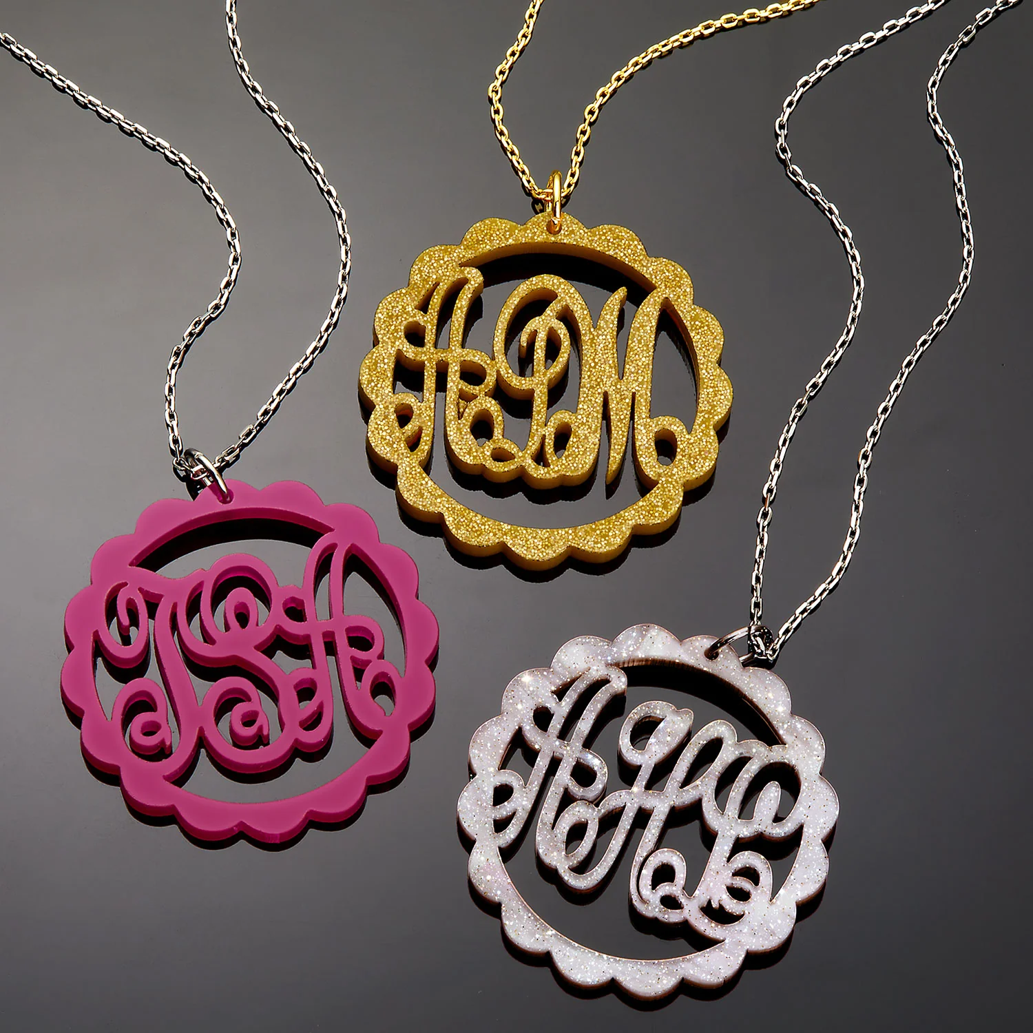 Scalloped Edge Round Acrylic Monogram Pendant Necklace - Image 3