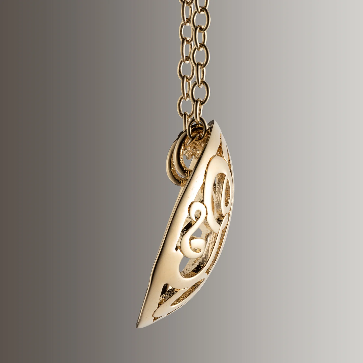 Single Sided 3-D 18x18mm Round Traditional Monogram Pendant - Image 2