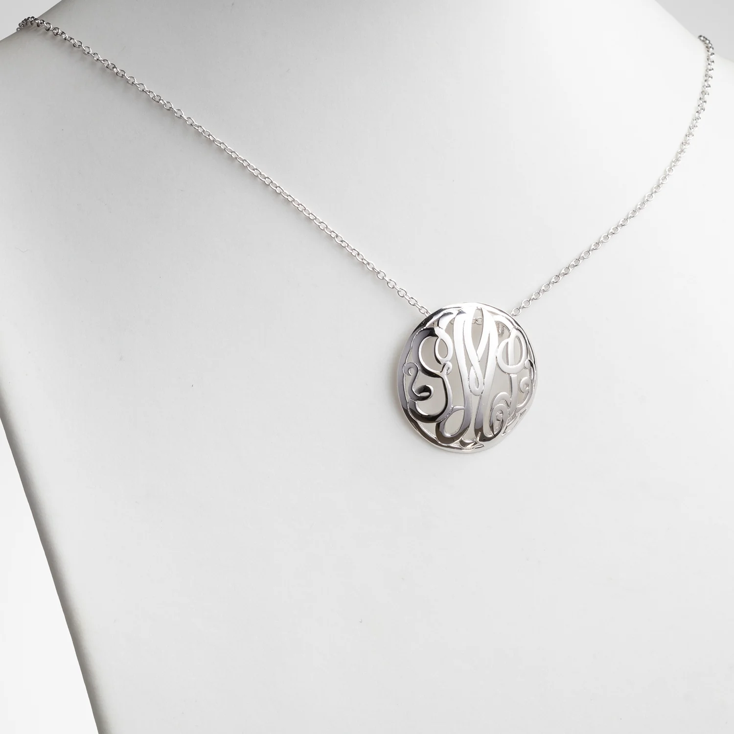Single Sided 3-D 28x28mm Round Traditional Monogram Pendant - Image 3