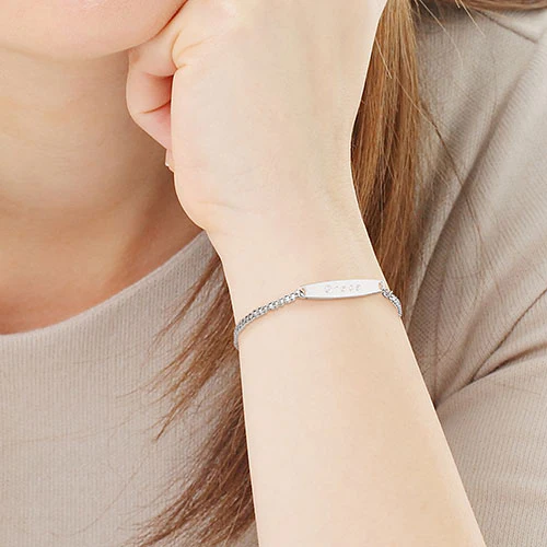 Sterling Silver Engraved Bar Curb Chain Bracelet - Image 3