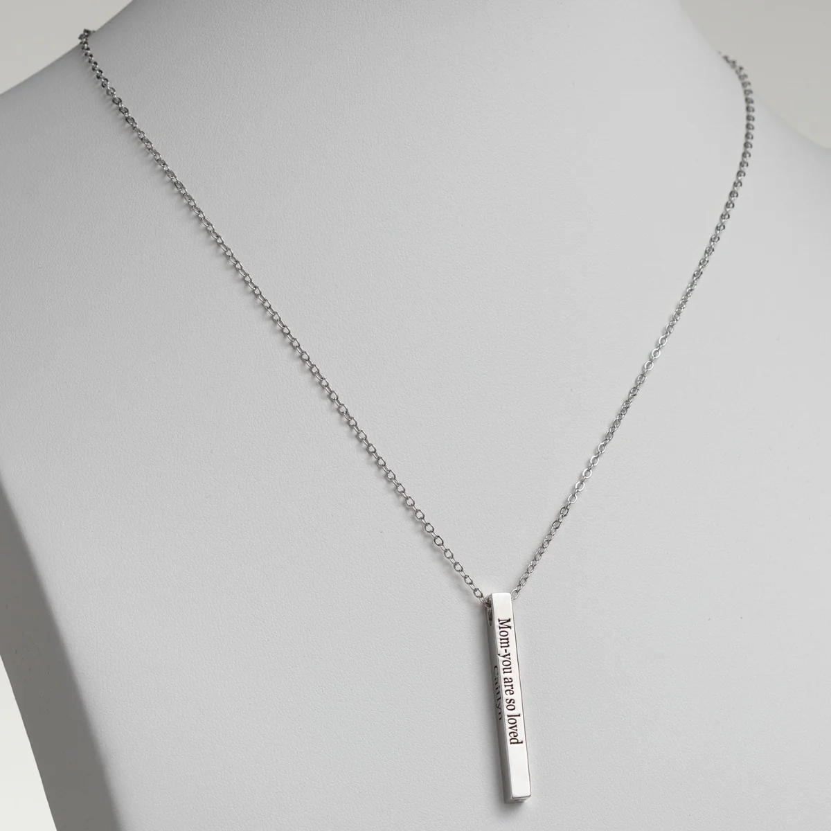 Vertical 4-sided Bar Mother's Engraved Family Name Necklace - Image 4
