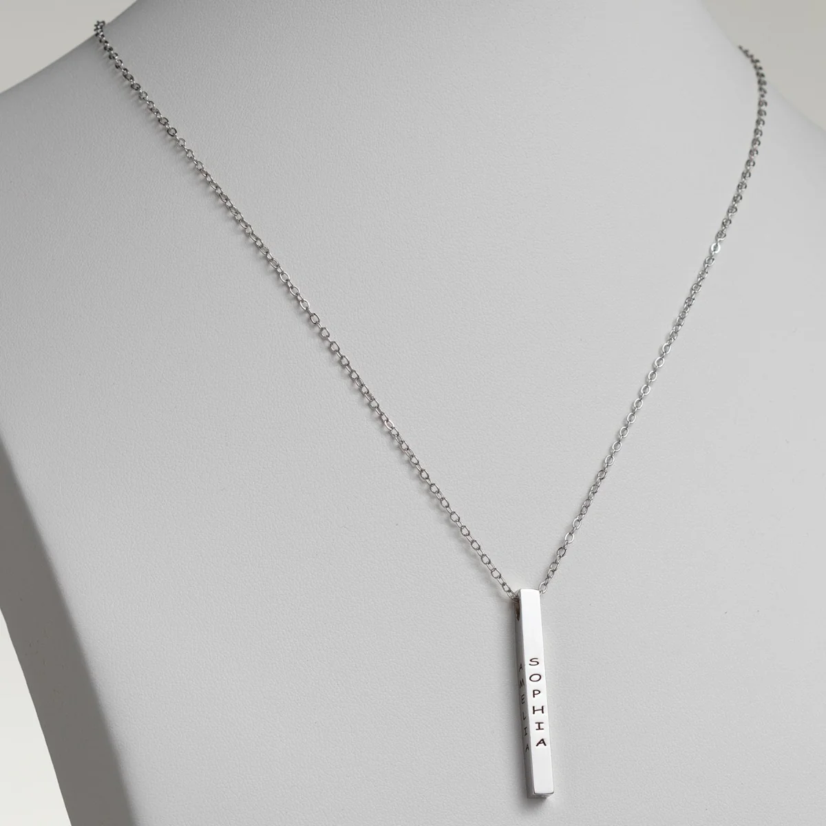 Vertical 4-Sided Engraved Family Name Necklace - Image 3